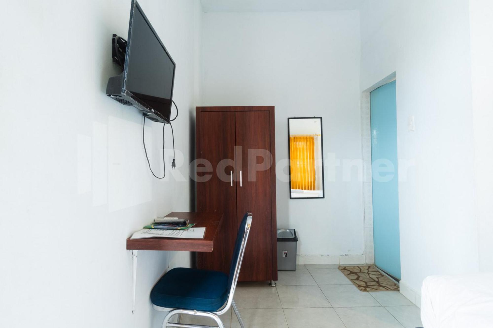 Teratai Guesthouse At Rs Adam Malik Medan Mitra Reddoorz Екстериор снимка